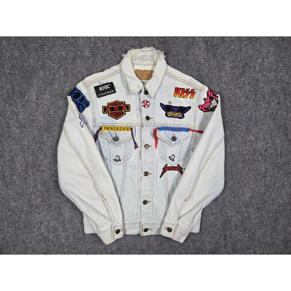 Vintage Levi's Trucker Jacket Mens M Light Wash Band Patch Rock DIY Made in USA